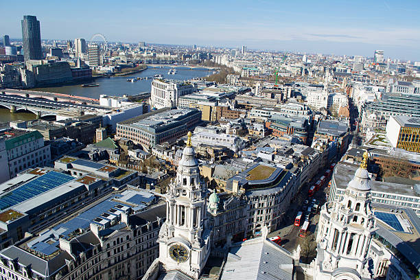 panorama de londres - london england aerial view skyscraper mid air photos et images de collection