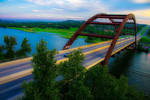 istock Blurry Effects on PennyBacker Bridge in Austin Texas Summer 518776677