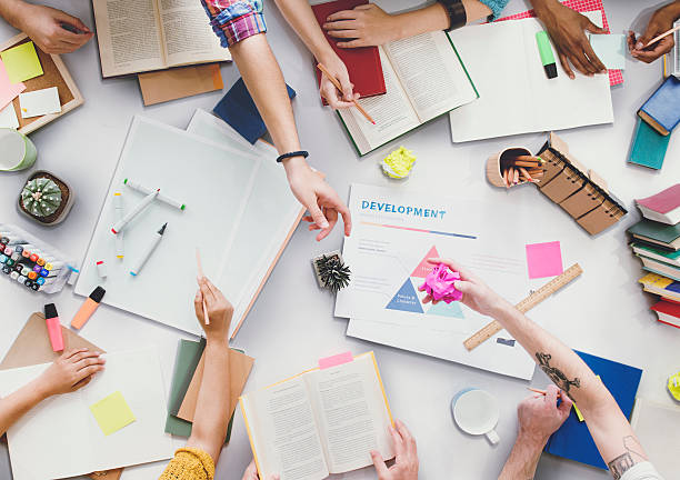 istock Brainstoming Gruoup of people Working Concept 518782248
