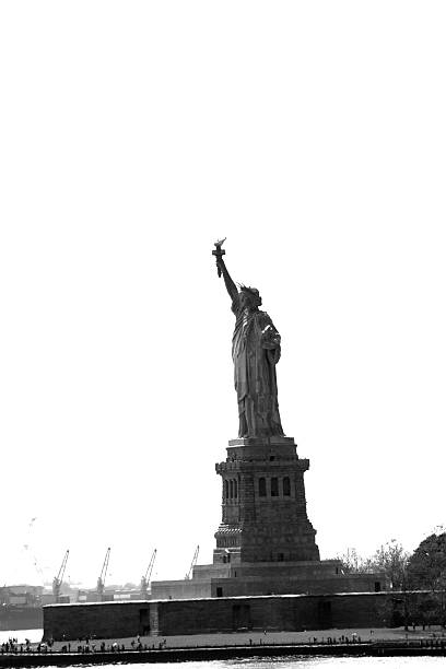 istock Statue of Liberty 518782986