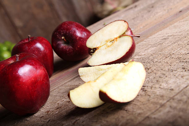 istock Delicious Red Apple Slices 518801259