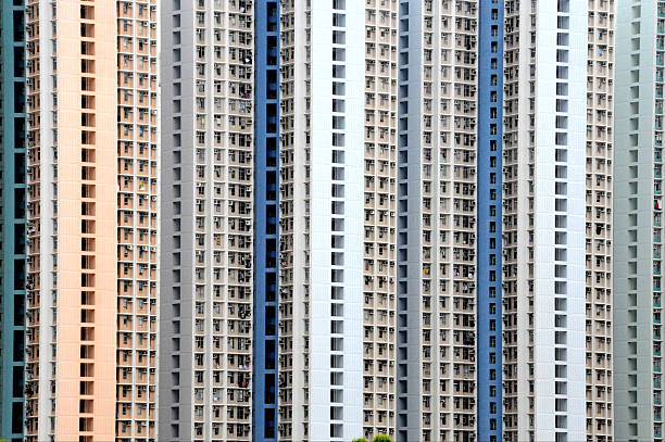 propriedade pública em hong kong - apartment moving up tall growth - fotografias e filmes do acervo