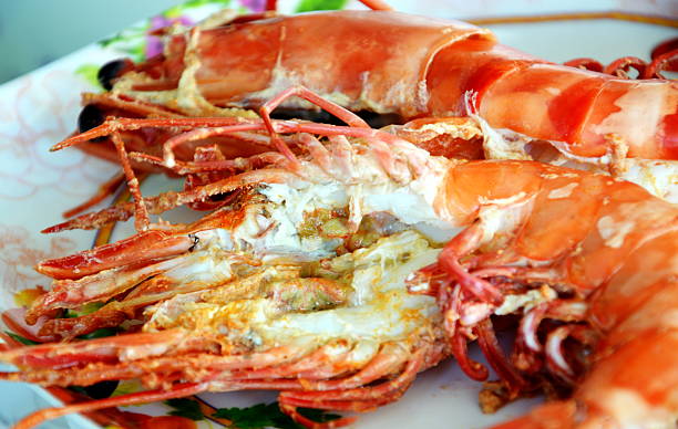 istock grill giant sea shrimp 518835123