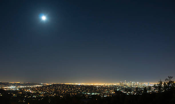 istock Night view of Los Angeles 518847454