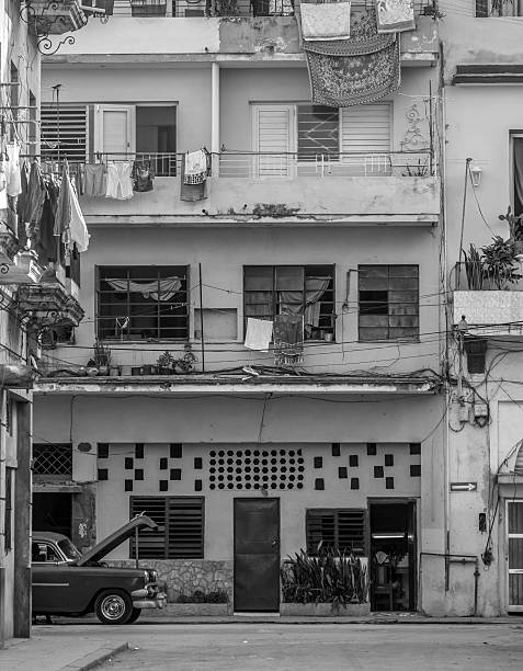 istock Centro Havana street hustle 518874200