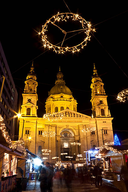 istock Christmas fair before the Basilica Square at christmastime 518896353