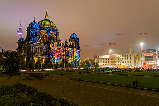 베를린 dom-빛의 축제 2014 - berlin germany night city motion 뉴스 사진 이미지