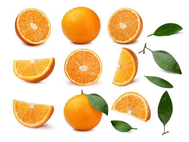 istock Set of whole and sliced oranges with leaves 518902860