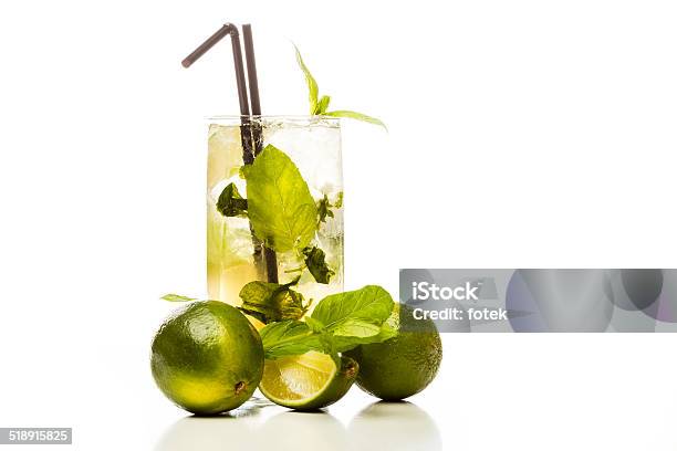 Mojito Cóctel Foto de stock y más banco de imágenes de A la moda - A la moda, Azúcar, Azúcar morena