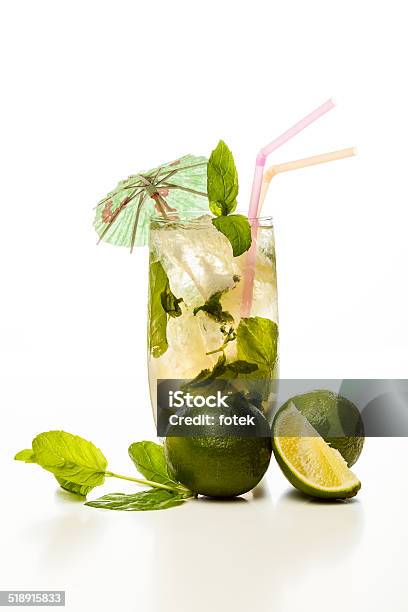 Mojito Cóctel Foto de stock y más banco de imágenes de A la moda - A la moda, Azúcar, Azúcar morena