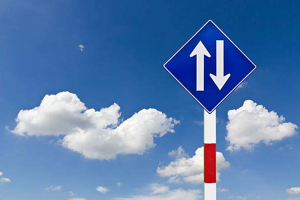 istock Curved Road Traffic Sign 518946169