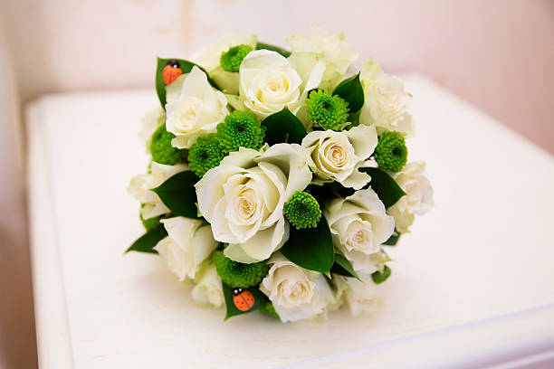 istock Beautuful wedding bouquet 518955538