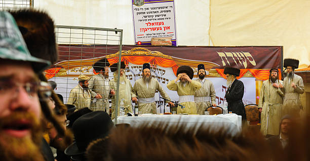 purim 2016 em jerusalém - ultra orthodox judaism imagens e fotografias de stock