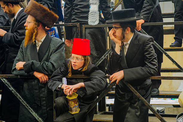 purim 2016 em jerusalém - ultra orthodox judaism imagens e fotografias de stock