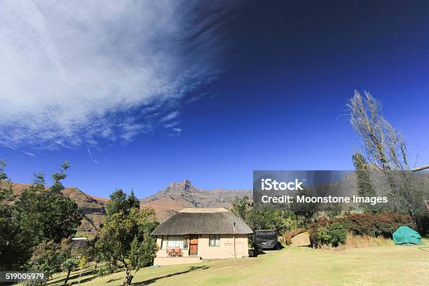 Amphitheatre Im Royal Natal National Park Südafrika Stockfoto und mehr Bilder von Blockhütte