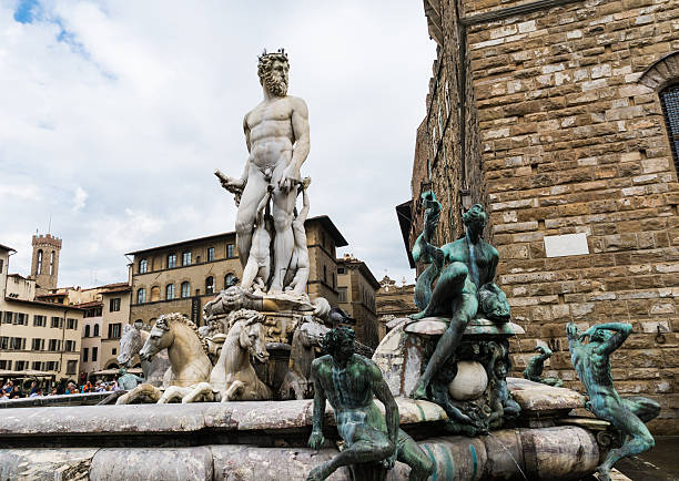 istock Fountain of Neptune in Florence, Italy 519026493