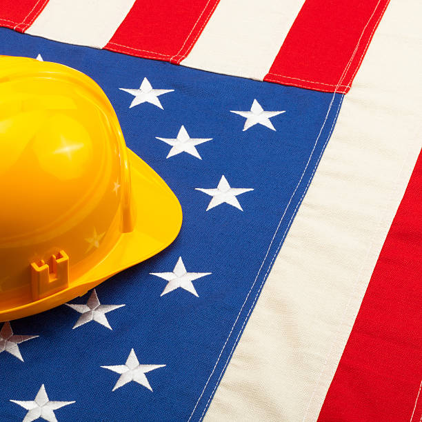 istock Protective helmet over USA flag - 1 to 1 ratio 519031495