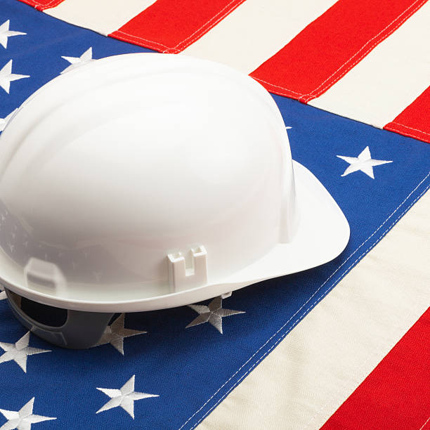 istock Helmet over US flag - 1 to 1 ratio 519031499