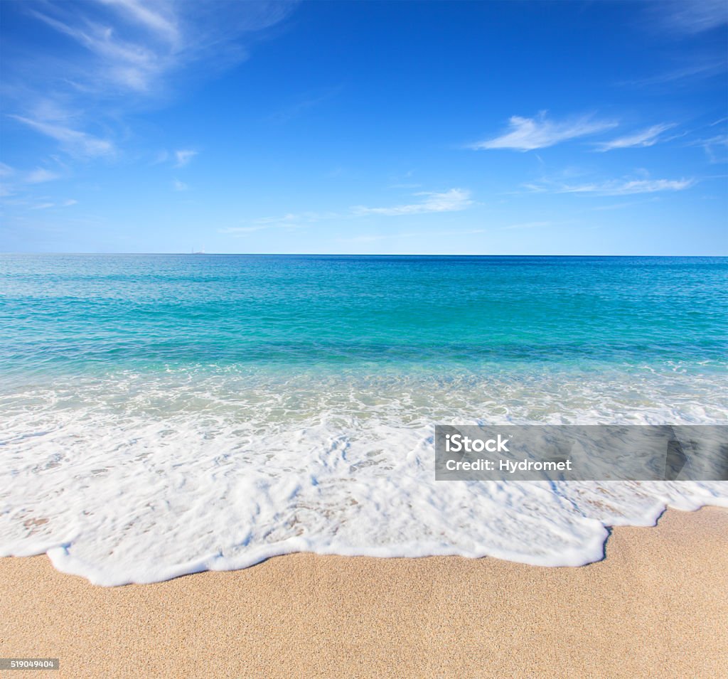 Mar tropical e praia - Foto de stock de Praia royalty-free