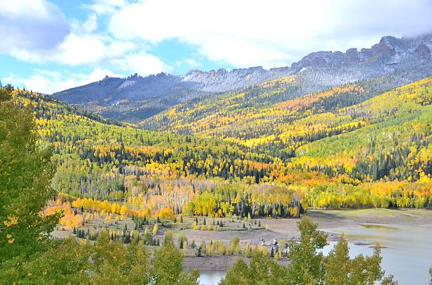istock Colorado Mountains in the Fall 519051565