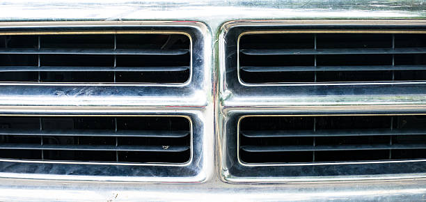 istock Front Chrome Grill of a Truck 519075015