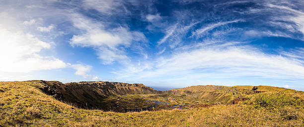 istock Hano Kau Volcano Crater in Easter Island, Chile 519112353