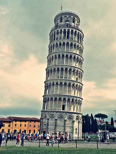 istock leaning tower of Pisa, Italy 519134975