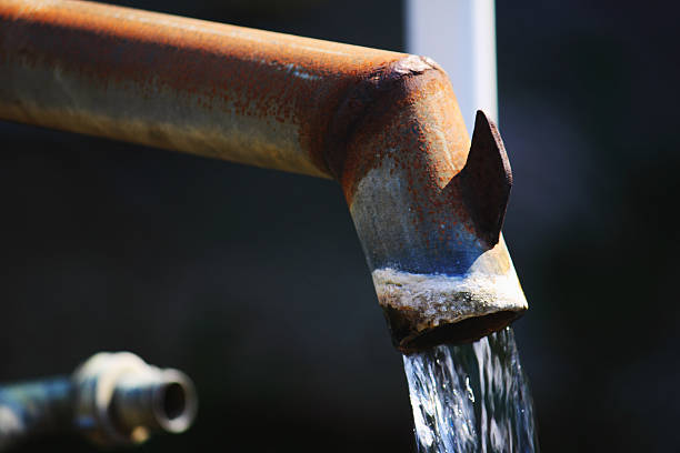 istock Water from the tube 519163062