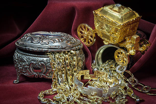 istock Mixed gold, silver and diamonds jewelry. treasure 519168058