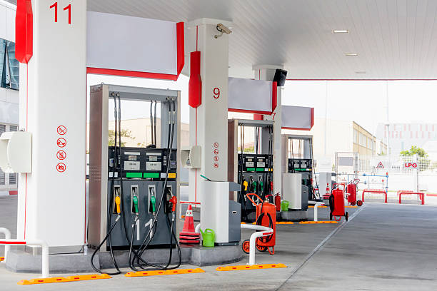 stazione di rifornimento - distributore di benzina foto e immagini stock