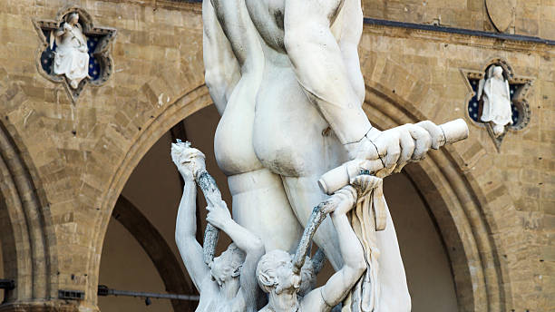 istock Fountain of Neptune in Florence 519318974