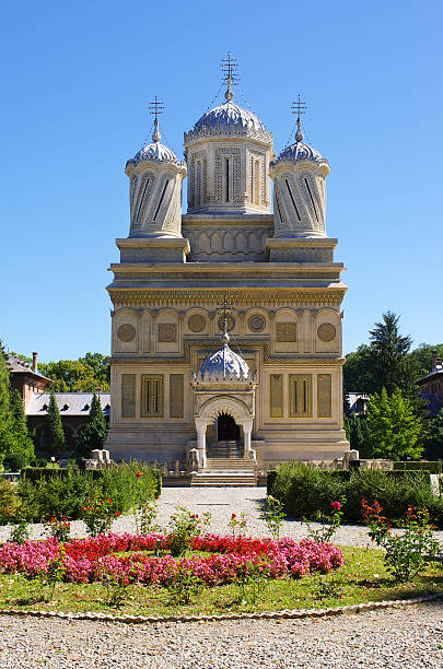 istock Church in Curtea de Arges, Romania 519335668