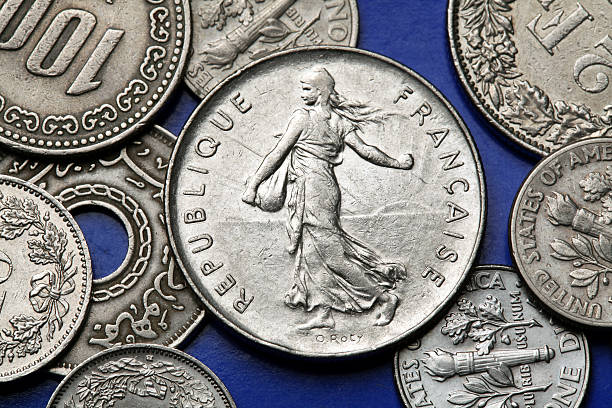 monety, francja - france currency macro french coin zdjęcia i obrazy z banku zdjęć