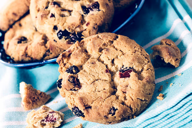 istock Sweet cranberry cookies 519365591