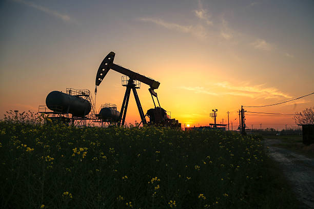 istock Oil recovery well 519422616