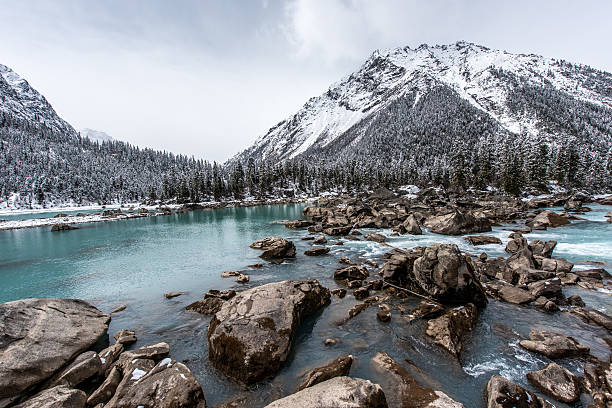 istock the Ran Wu lake 519423522