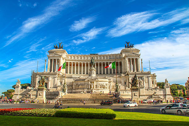 rzym, włochy-może 07, 2015-piazza venezia - view from altar zdjęcia i obrazy z banku zdjęć