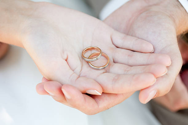 istock The newly married couple 2 519433038