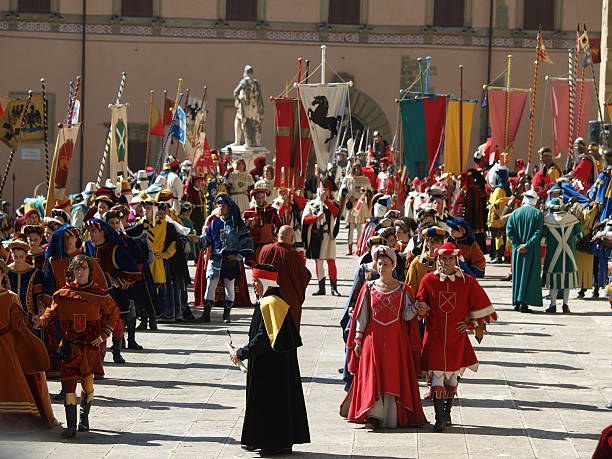 arezzo-annuale festival medievale, chiamato joust saraceno - arezzo foto e immagini stock