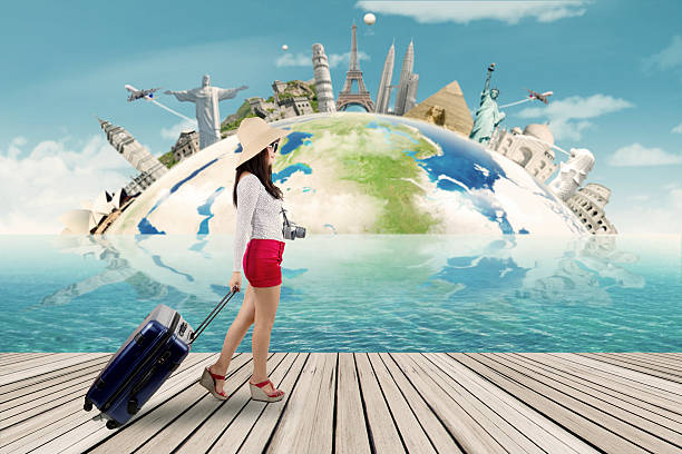 istock Traveler and the world monuments background 519465780