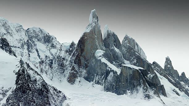 эль чальтен - cerro torre стоковые фото и изображения