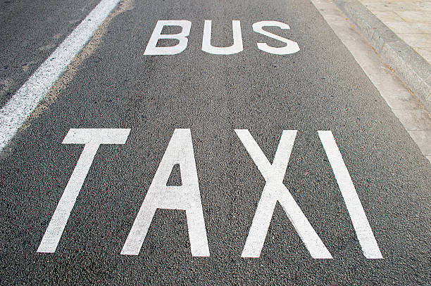 istock taxi lane 519473431