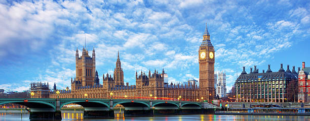 panorama-big ben, london, großbritannien. - victoria tower fotos stock-fotos und bilder