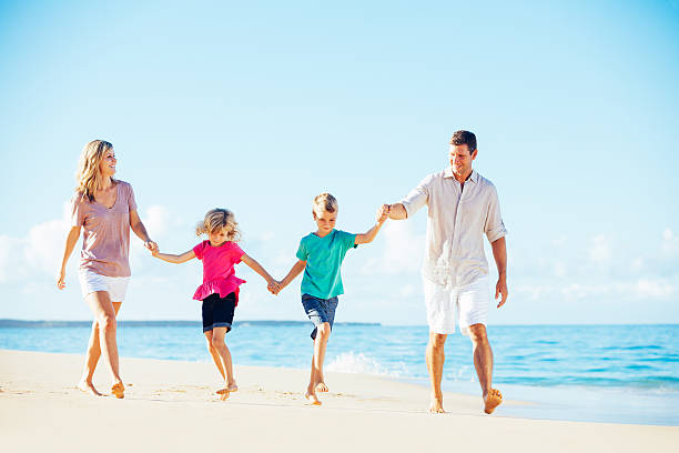 istock Family on the Beach 519549215