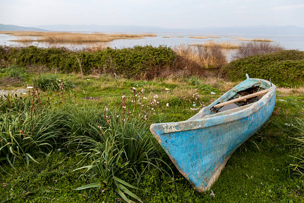 istock Fishing Boat Near Lake 519610822
