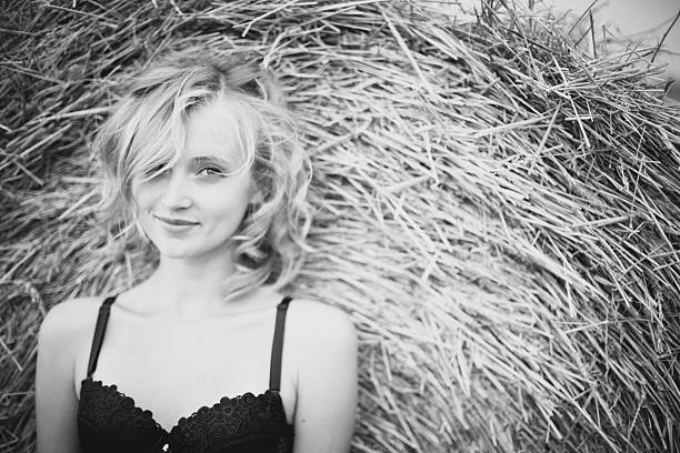istock Blonde Beauty in Wheat Field 519619891