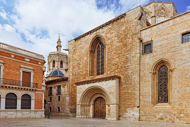 istock Valencia  cathedral temple in old town. 519621329
