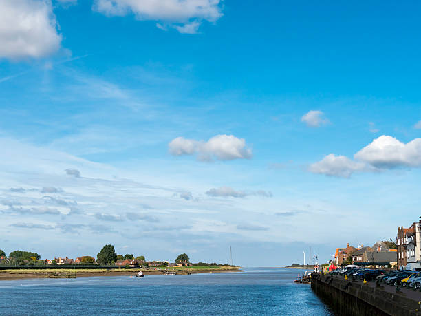 River Great Ouse estuary, King's Lynn The River Great Ouse estuary, King's Lynn, Norfolk, in eastern England.  kings lynn stock pictures, royalty-free photos & images