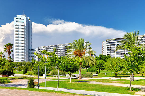 istock Cityscape of Valencia 519660617