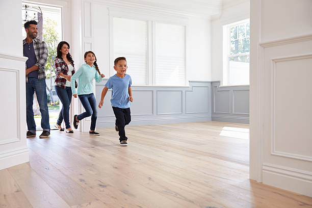 istock Hispanic Family Viewing Potential New Home 519664056